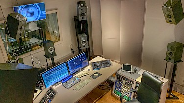 IMMERSIVE UPGRADES AT STUDIO BOECKER